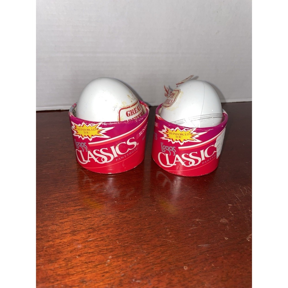 Vintage Women's Pantyhose Leggs Suntan Size B Reinforced Toe Lot Of 2